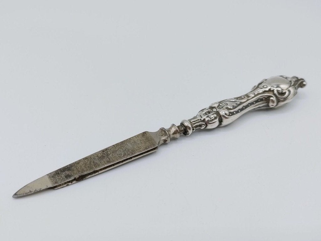 Nagelvijl met zilveren heft, E.S. Barnsley & Co, Birmingham,, Verzenden, Zilver