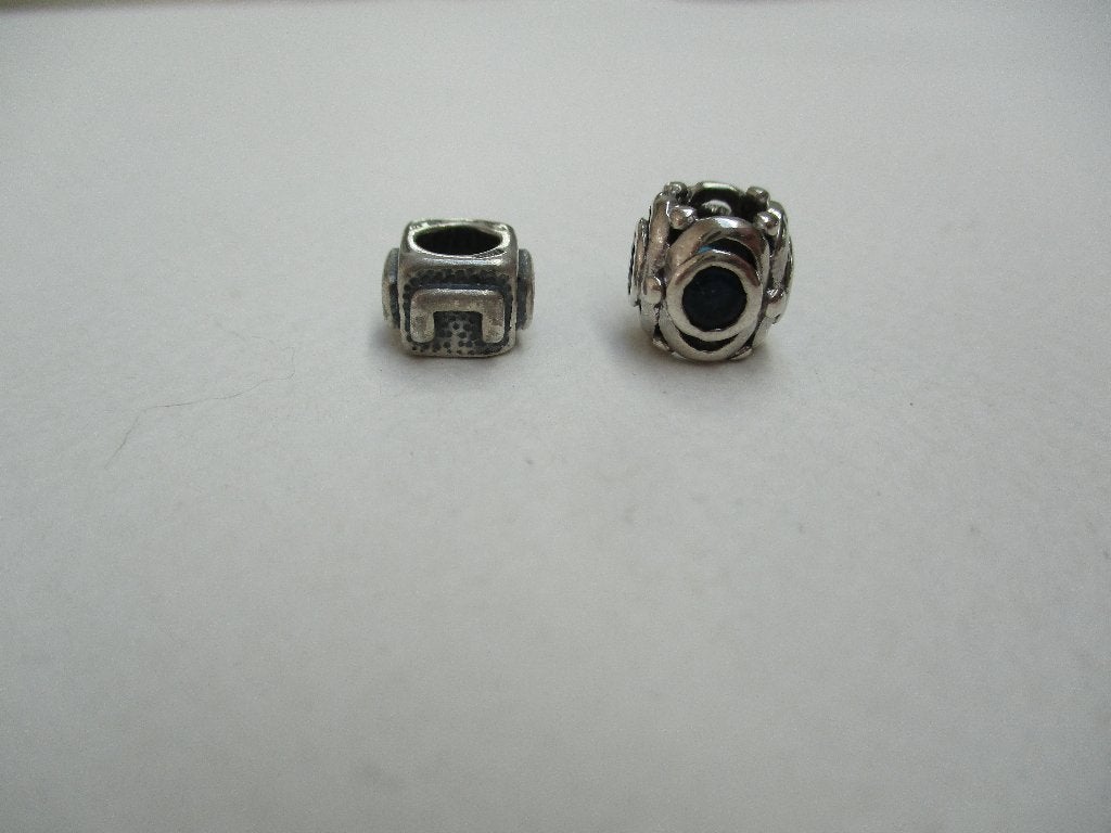 Zilveren pandora style bedel vierkant blokje. 925 zilver, Overige merken, Verzenden, Zo goed als nieuw, 2 of 3 bedels