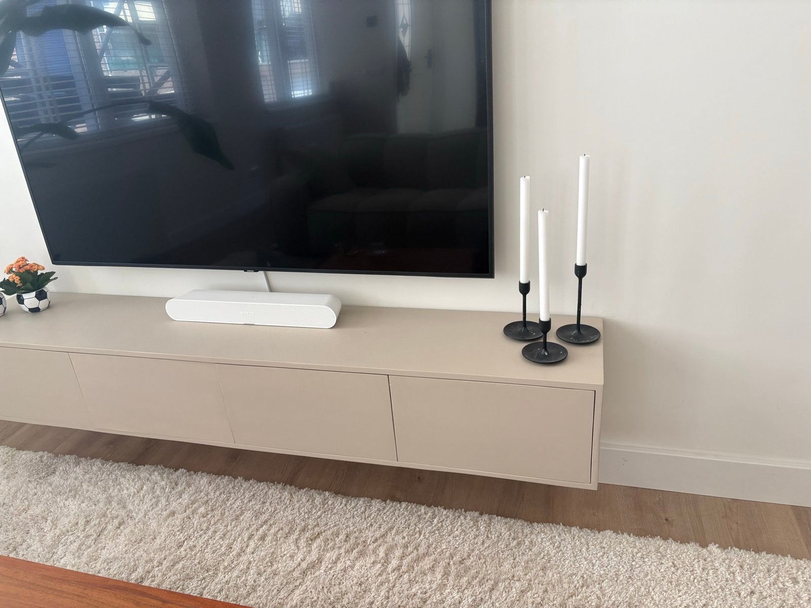 Zwevend TV meubel Melanie Zand 200cm, Ophalen, Overige materialen, 150 tot 200 cm, Zo goed als nieuw