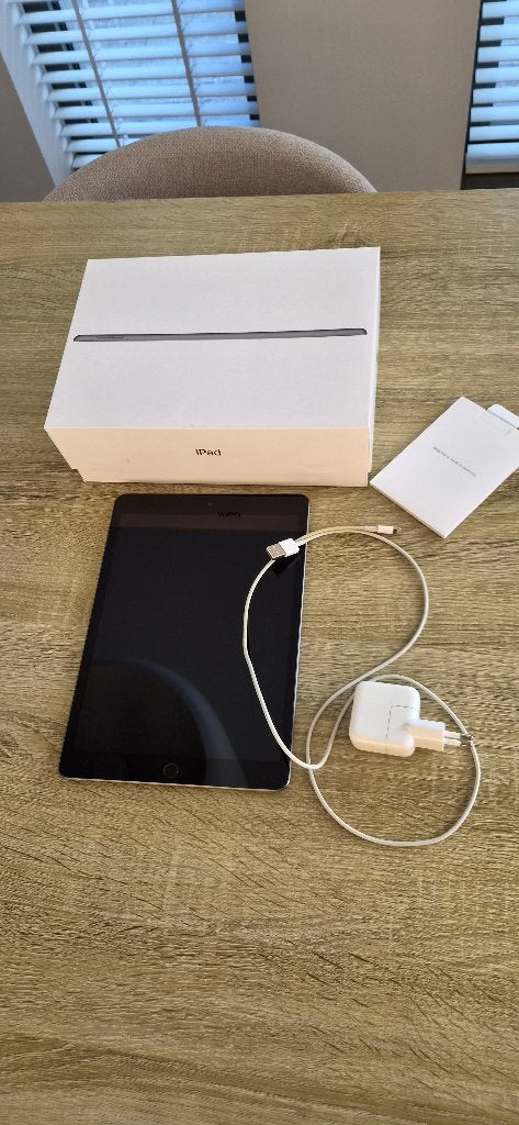 Complete iPad 7e Gen (2019) - 32GB - Wifi - Met D, Computers en Software, Apple iPads, 10 inch, Gebruikt, 32 GB, Apple iPad