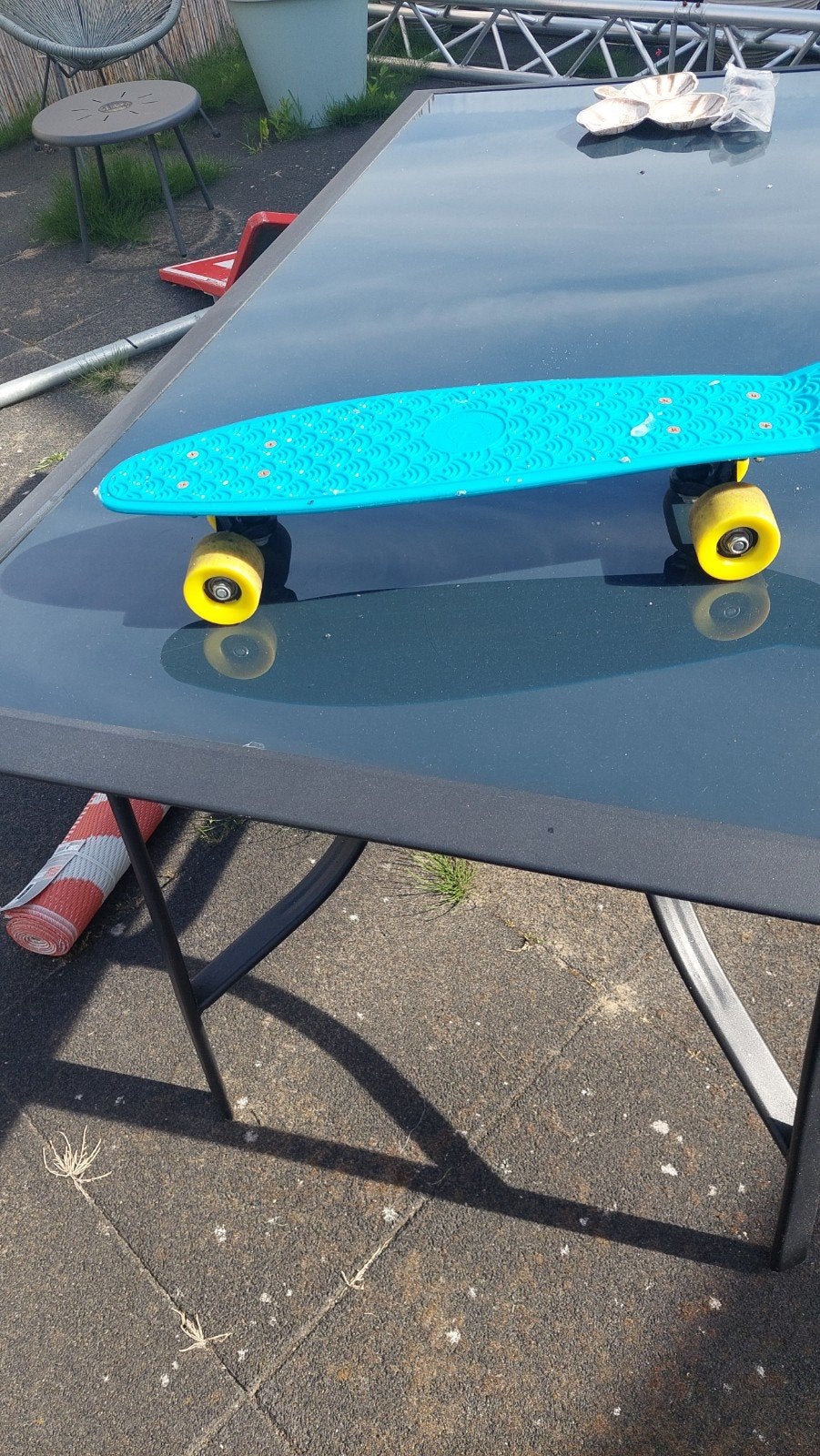 Blauw skateboard met gele wielen, Ophalen of Verzenden, Gebruikt, Skateboard