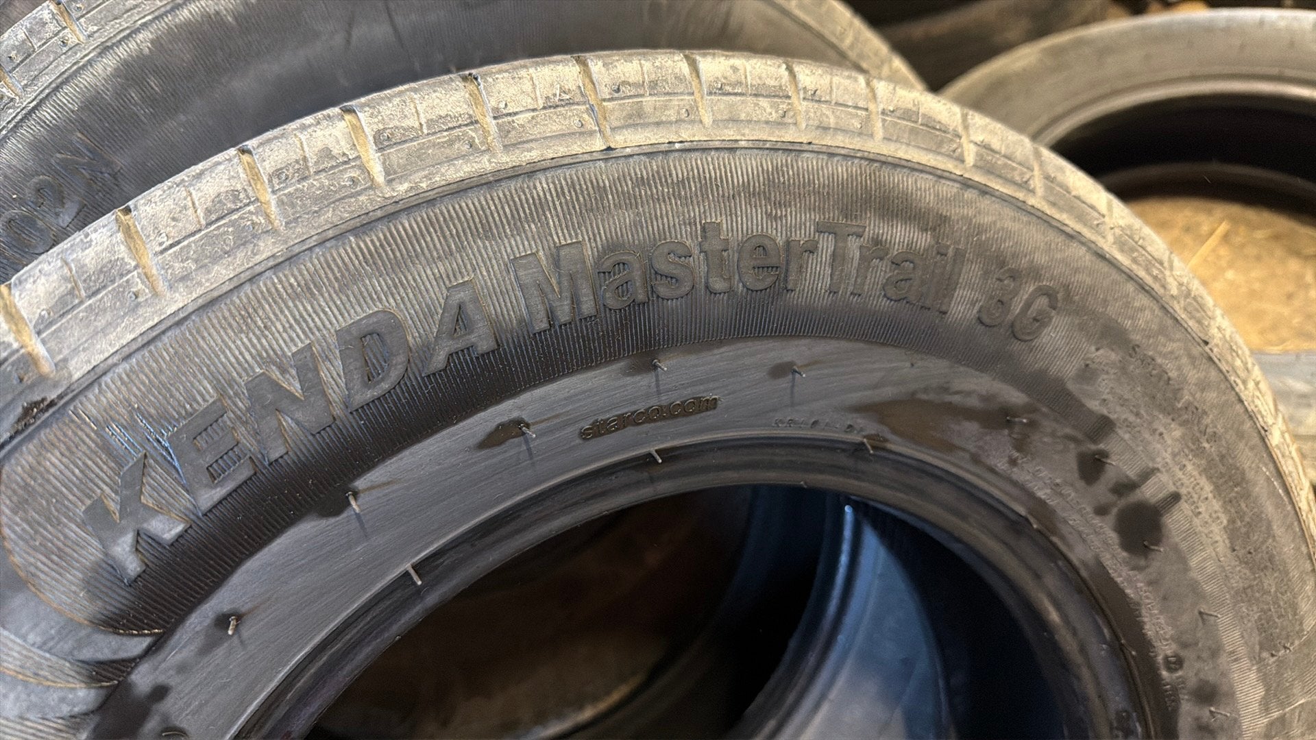 185 r14 aanhangerband 3 stuks gratis, Ophalen, Gebruikt, ., .