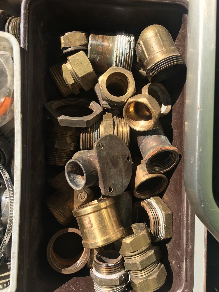 Koperen en verzinkt fittersmateriaal, Overige materialen, Gebruikt, Minder dan 20 mm, Overige typen