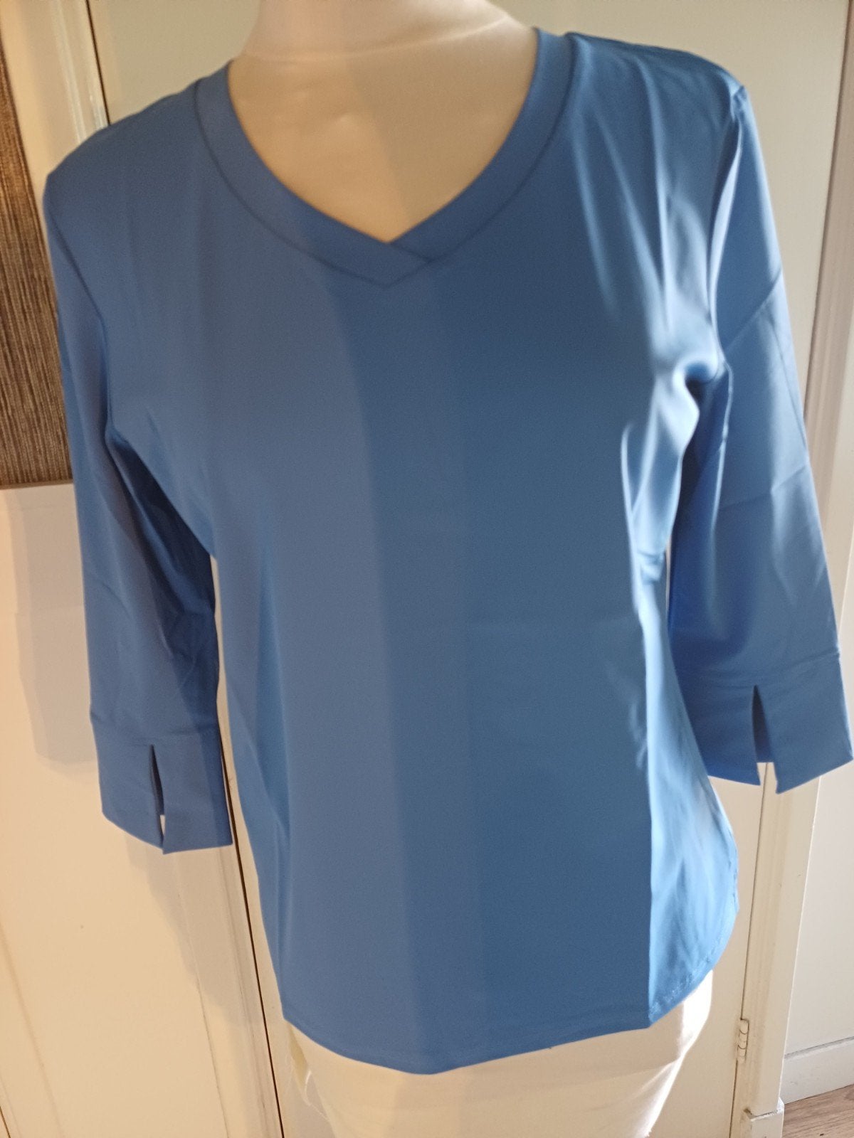 Travel V-hals top 3/4 mouw - Lichtblauw, Kleding | Dames, Tops, Blauw, Onbekend, Nieuw, Ophalen of Verzenden