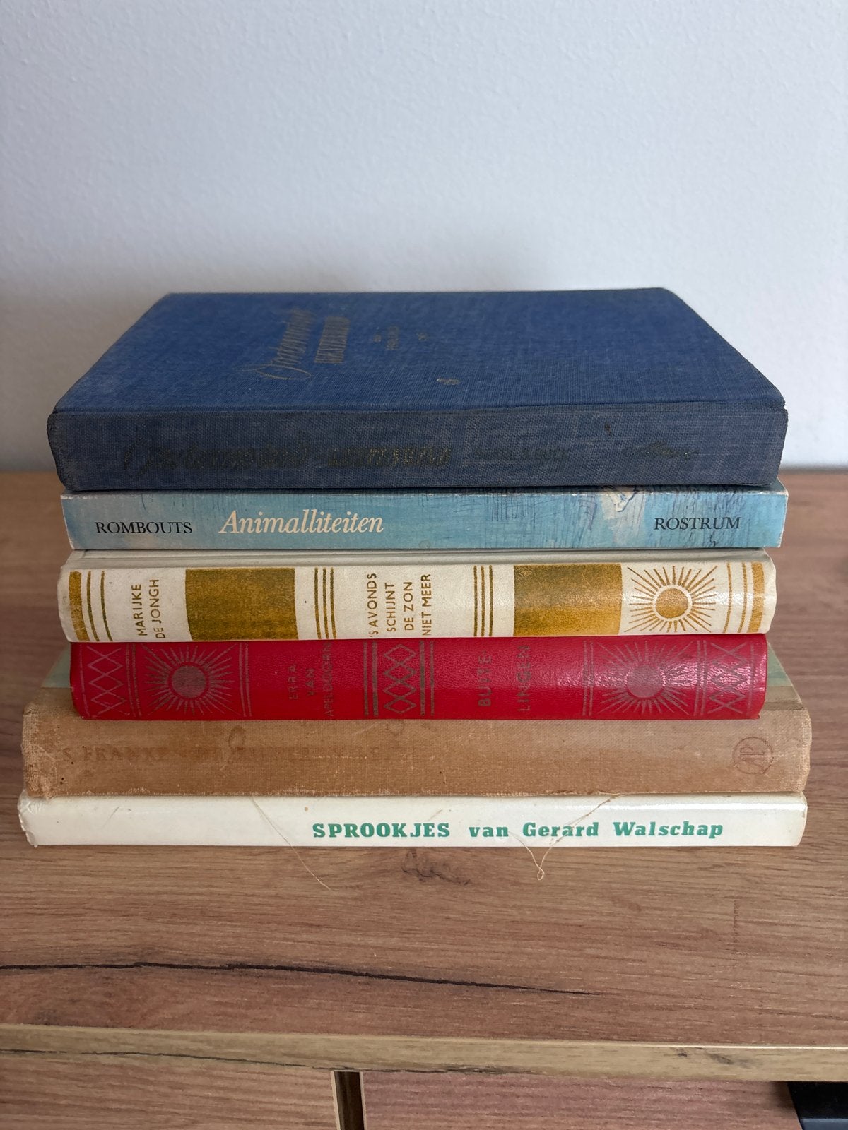 Diverse Boeken Collectie: Sprookjes, Romans, Dierenverhalen, Ophalen of Verzenden, Gelezen, Nederland