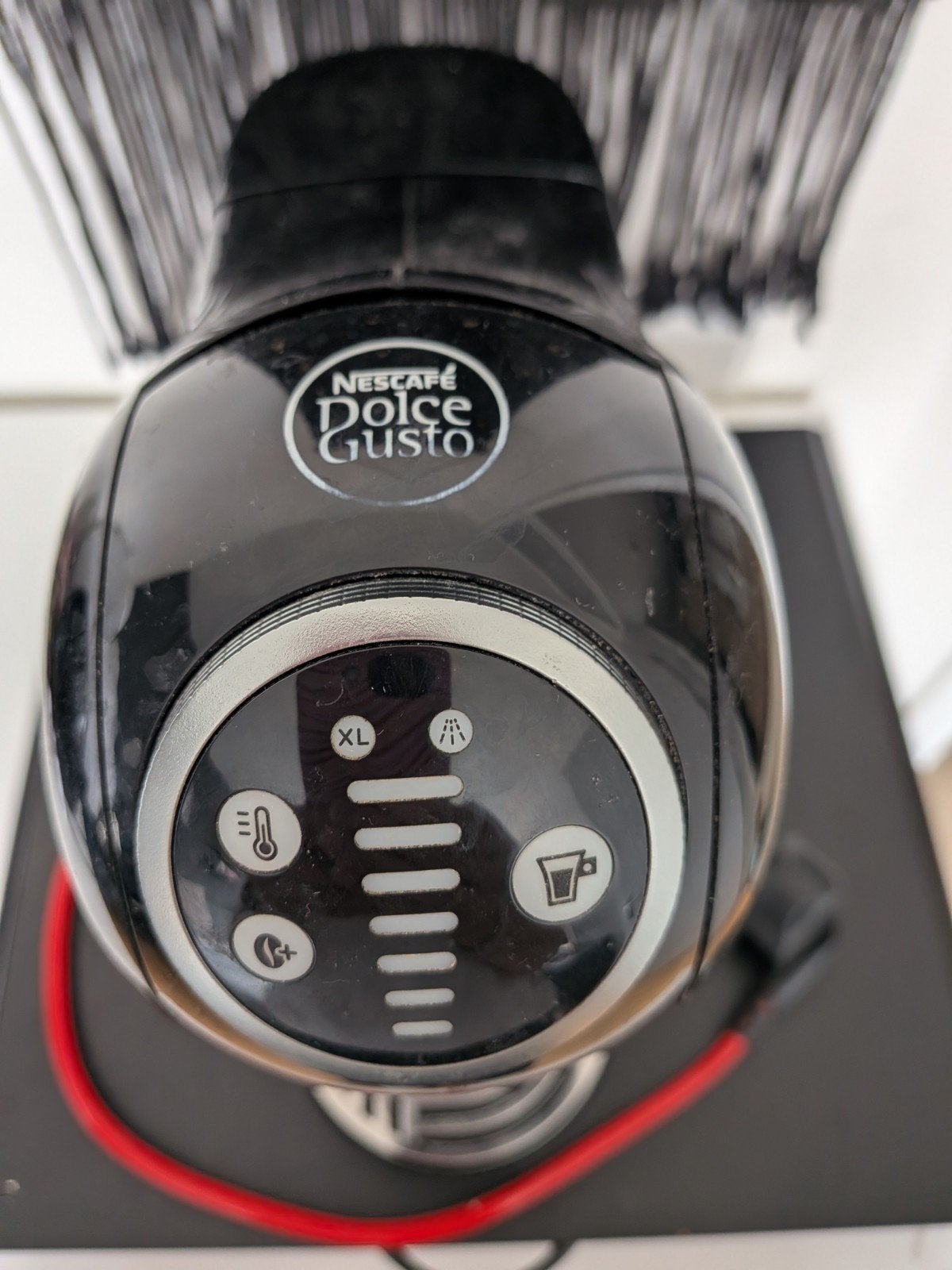 Nog in goede staat Dolce Gusto en mooie bak voor de cups, Ophalen, Koffiemachine