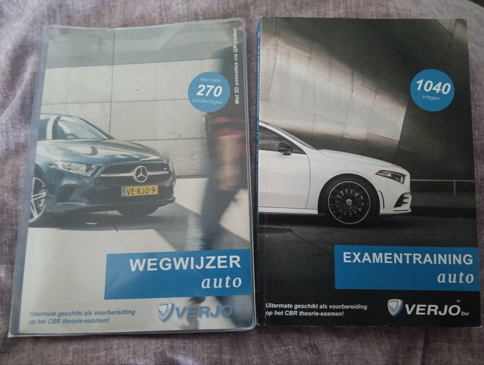 Verjo Theorieboeken B-Wegwijzer Examentraining Auto in map, Boeken, Ophalen of Verzenden, Zo goed als nieuw, Overige niveaus, VERJO redactiegroep verkeer