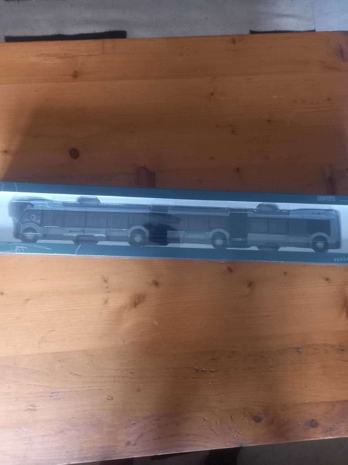 Lion Toys Phileas bus Eindhoven Airport schaal 1:50, Hobby en Vrije tijd, Ophalen of Verzenden, Nieuw, Bus of Vrachtwagen, Lion Toys