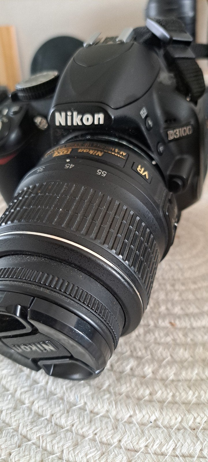 Nikon D3100 spiegelreflexcamera met 3 lenzen en flitser, Spiegelreflex, Ophalen of Verzenden, Zo goed als nieuw, Nikon