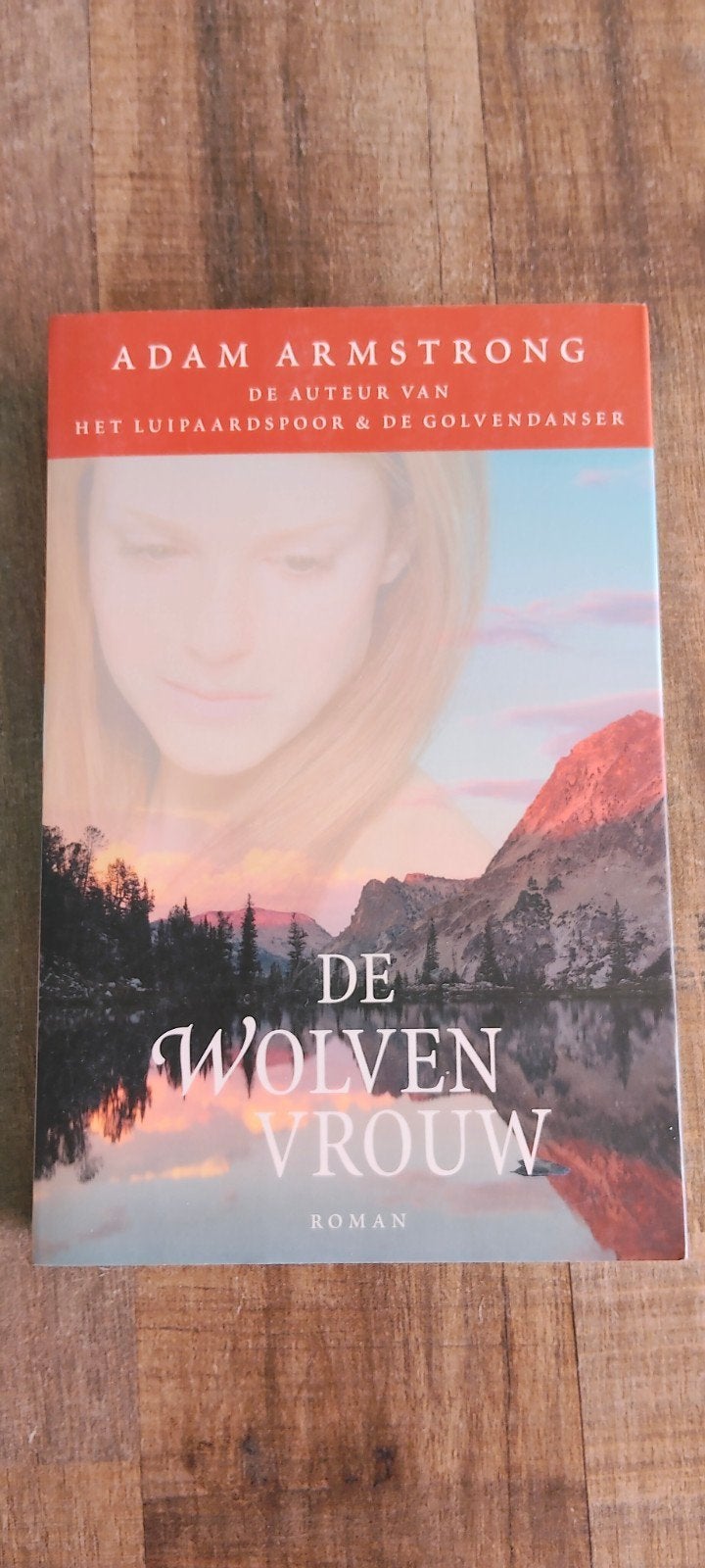 Adam Armstrong - De wolvenvrouw, Ophalen of Verzenden, Zo goed als nieuw, Adam Armstrong
