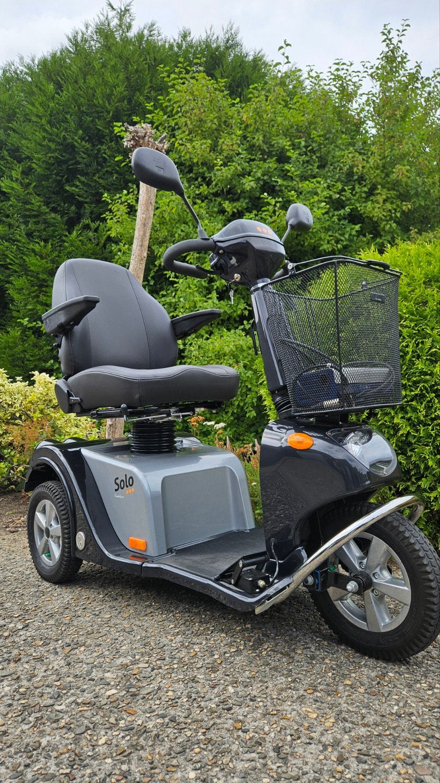 Life & Mobility Solo Comfort scootmobiel, zgan! 19km/uur 👈, Ophalen, Zo goed als nieuw, Elektrische rolstoel