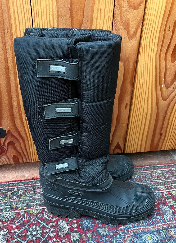 Nette Spirale snowboots winterlaarzen zwart 46, Kleding | Heren, Schoenen, Zwart, Boots, Ophalen of Verzenden, Zo goed als nieuw
