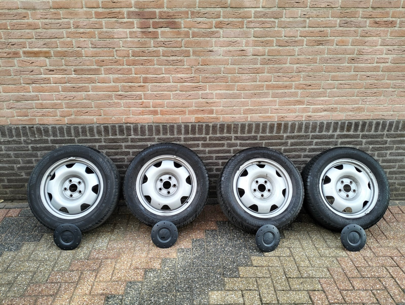 Winterbanden met velgen voor Transporter T6.1 - Nokian Tyres, Banden en Velgen, 17 inch, Bestelwagen, Gebruikt