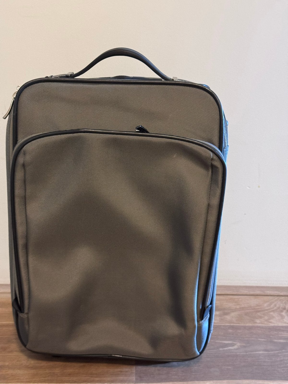 Hugo Boss Koffer - Handbagage - Grijs, Ophalen, 40 tot 60 cm, 30 cm of meer, Gebruikt