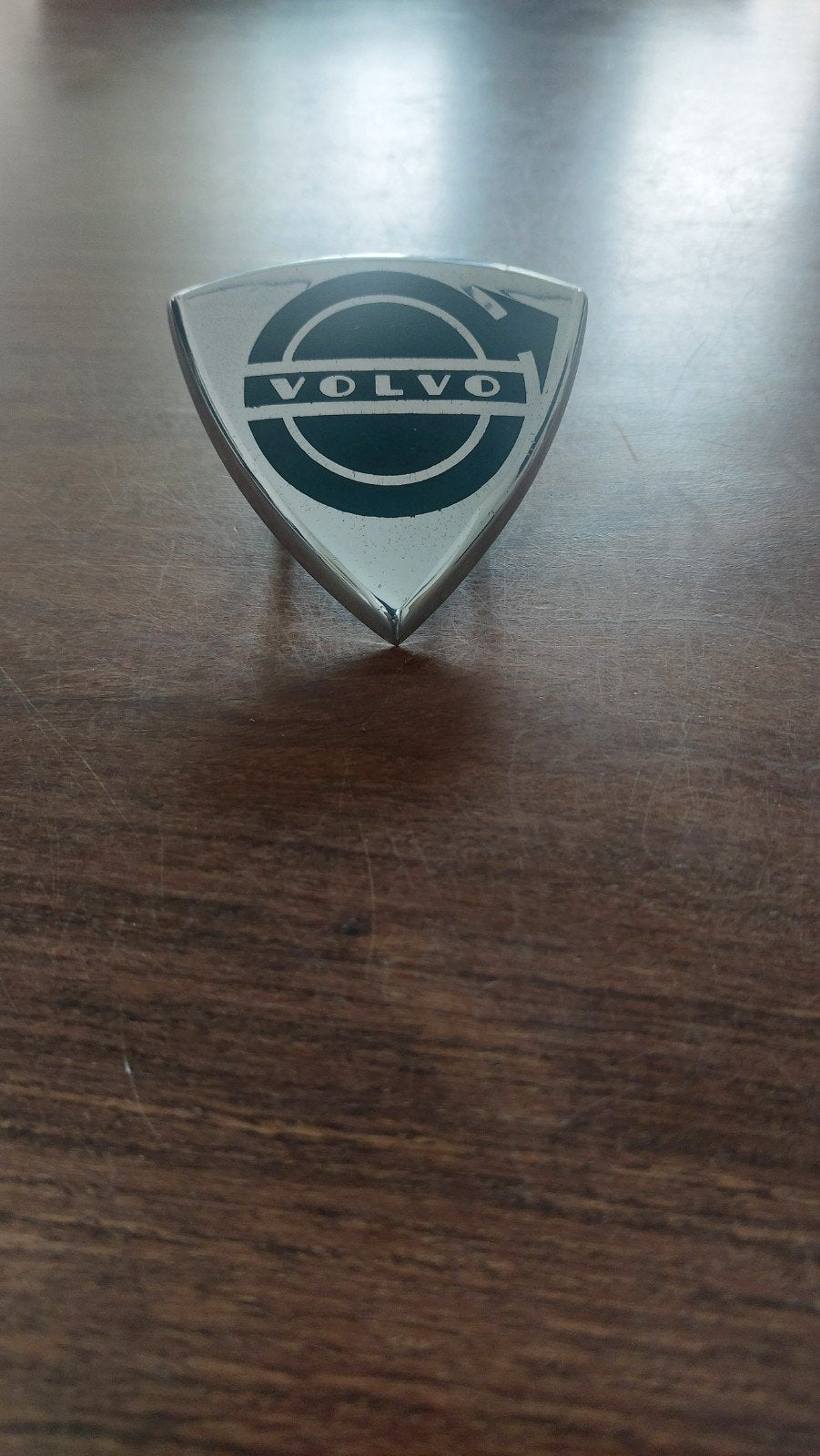 Volvo embleem - Origineel en in goede staat, Ophalen of Verzenden, Gebruikt, Volvo