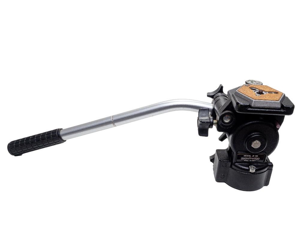 Manfrotto 136 videokop, Gebruikt, Via Valsugana, 100 36022 Cassola (VI) Italy, Info@videndum.com, Balhoofd