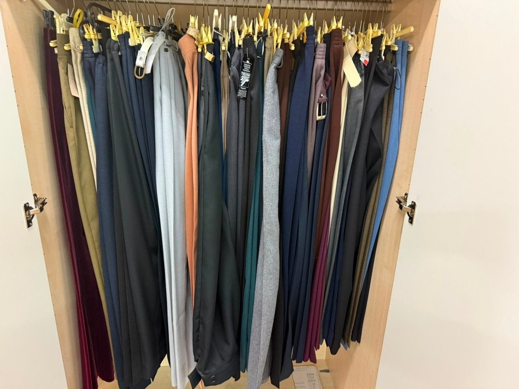 Grote partij vintage / retro kleding – ca. 300 verhuisdozen, Ophalen