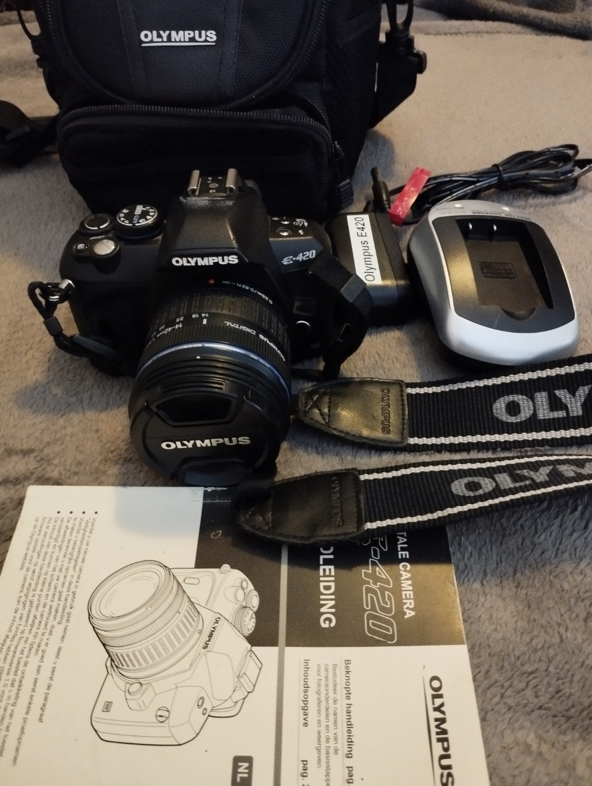 Olympus e-420, Ophalen of Verzenden, Zo goed als nieuw, Spiegelreflex, Olympus