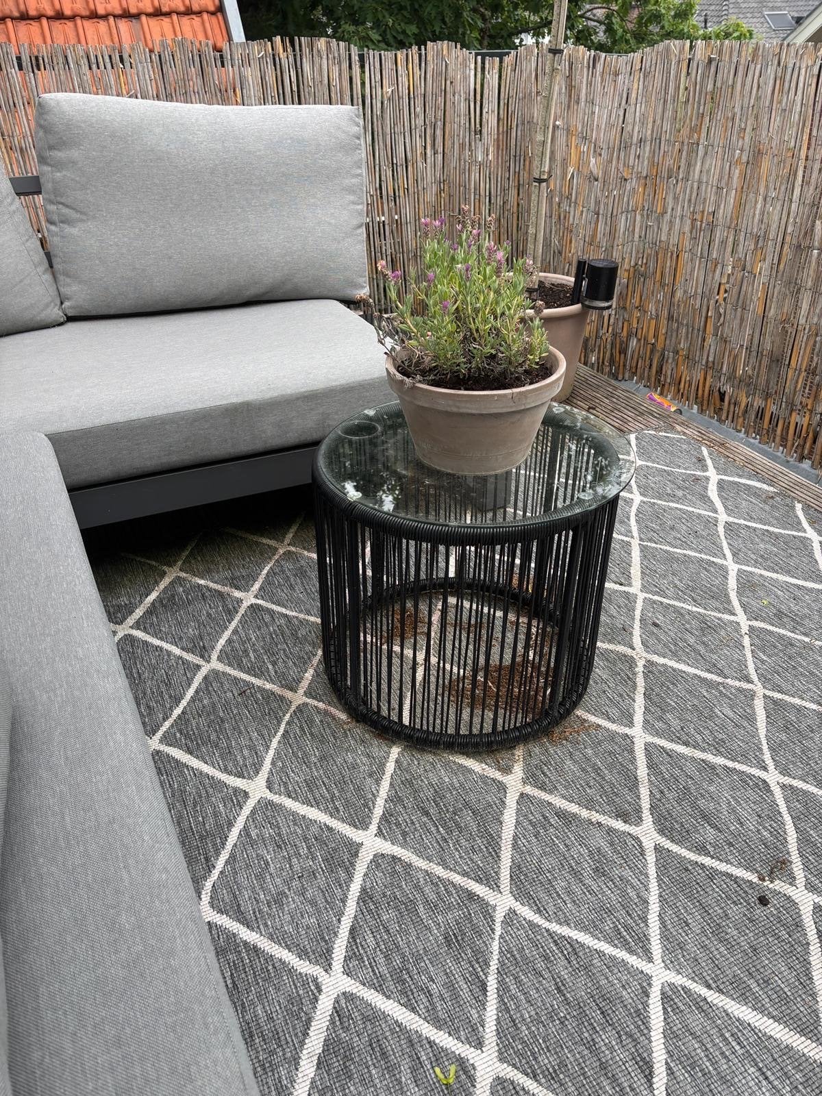 Ronde zwarte tuintafel met glasplaat en kunststof, Tuin en Terras, Ophalen, Gebruikt, Rond, Kunststof