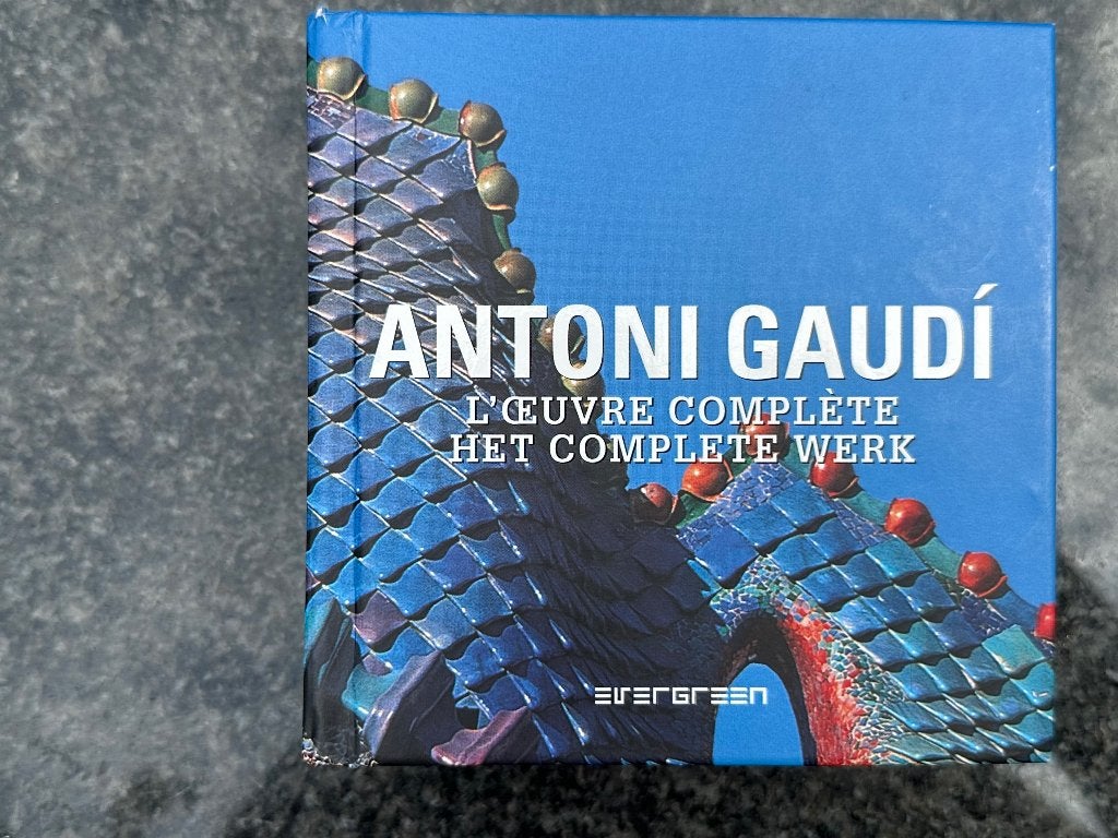 Antoni Gaudi, Evergreen, Gelezen, Verzenden, Evergreen, Architectuur algemeen
