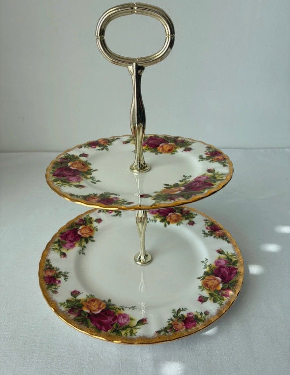 Royal Albert Old Country Roses etagere - 2 lagen, Huis en Inrichting, Keuken | Servies, Klassiek, Overige typen, Ophalen of Verzenden