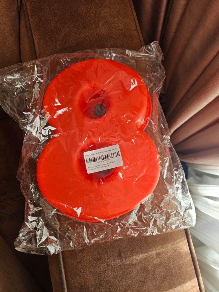 Nieuwe siliconen bakvorm - cijfer 8, Ophalen of Verzenden, Nieuw, Taarten, Bakvorm