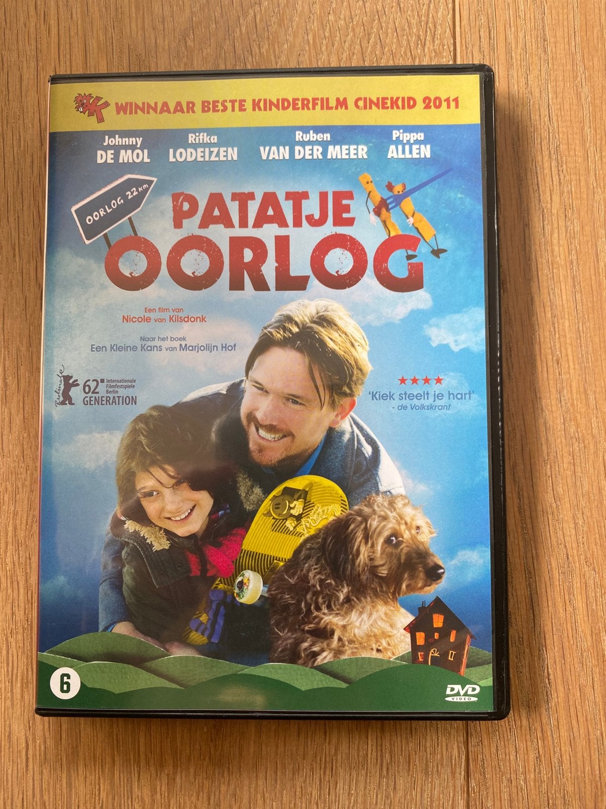 DVD Patatje oorlog, Vanaf 6 jaar, Ophalen, Zo goed als nieuw