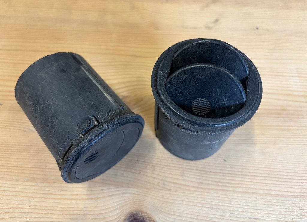 VW kever 1303 ventilatieroosters., Auto-onderdelen, Ophalen of Verzenden, Gebruikt, Volkswagen