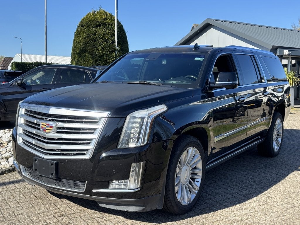 Cadillac Escalade 6.2 V8 ESV Platinum 2016 LEES BESCHRIJVING, 0 cilinders, 425 pk, 7 stoelen, Zwart