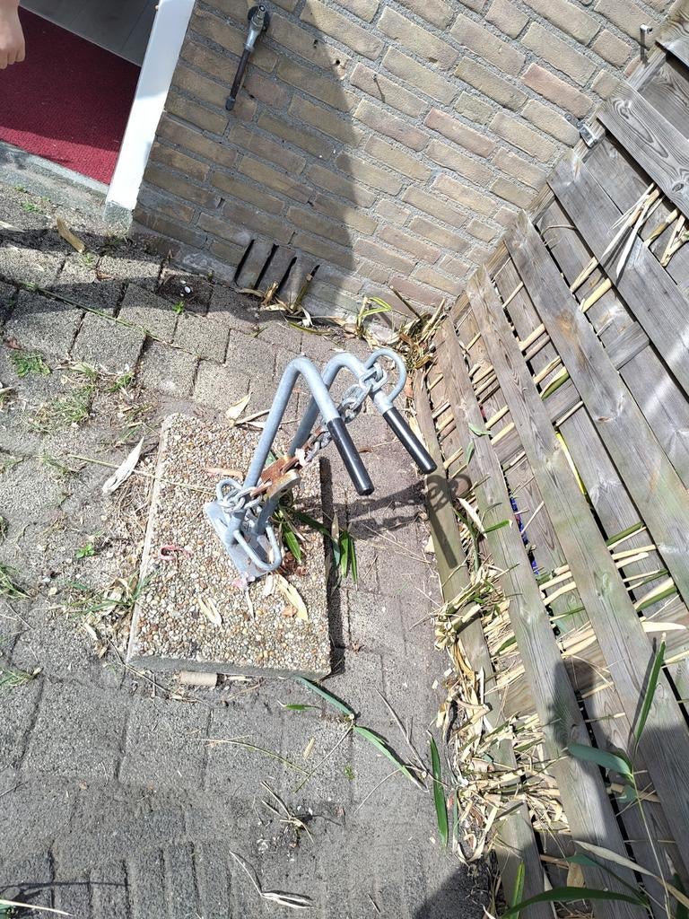 Fietsenrek voor 1 fiets, gratis af te halen!, Fietsen en Brommers, Fietsaccessoires | Fietsenrekken, Ophalen, Gebruikt