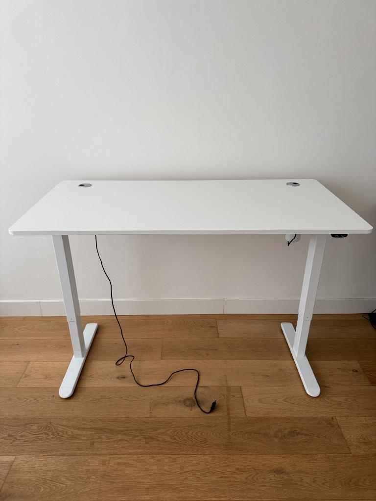 Electric Height Adjustable Desk (White, 140x70cm), Ophalen, In hoogte verstelbaar, Gebruikt
