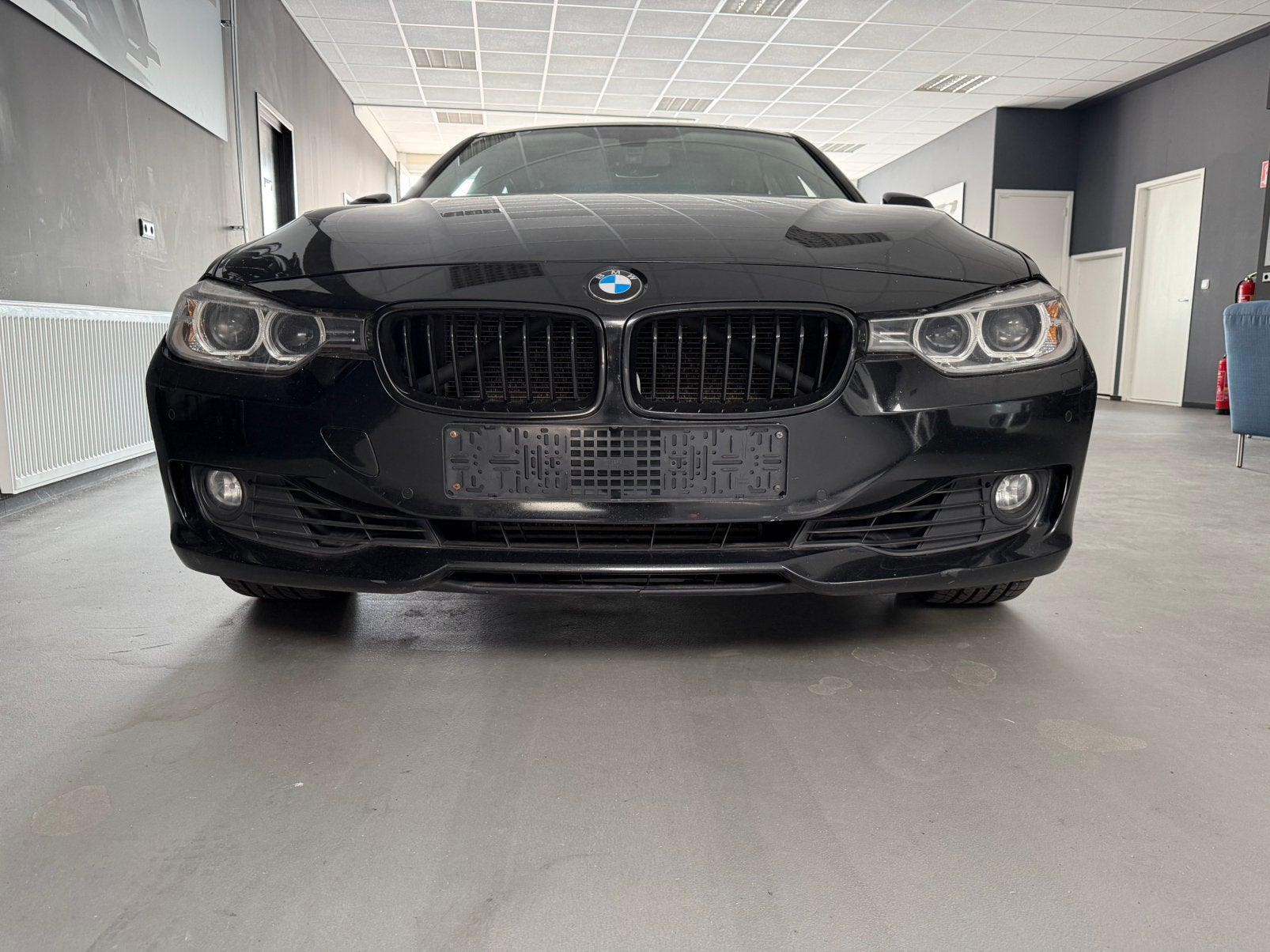 BMW 3-Serie 2.0D 325 160KW Aut8 (f30) 2014 Zwart, Auto's, BMW, Automaat, Achterwielaandrijving, 4 cilinders, 1465 kg
