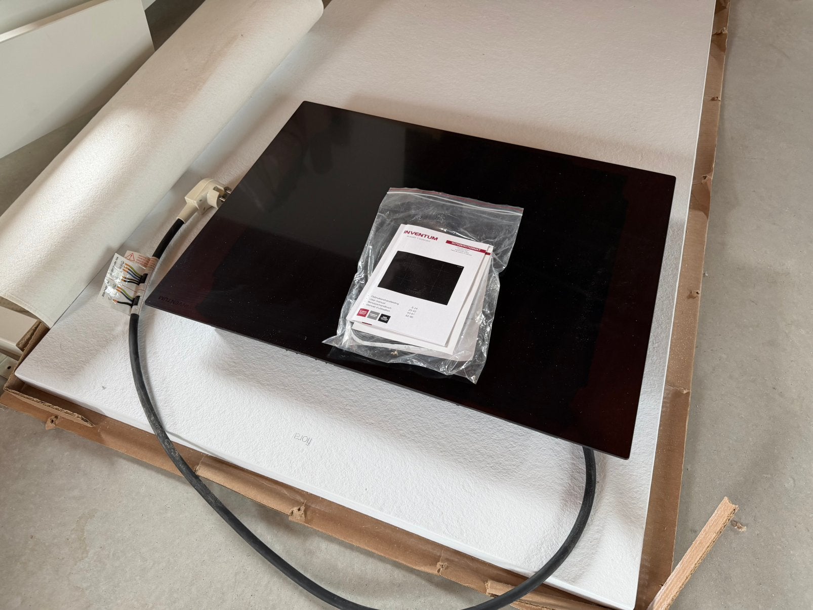 Nieuwe Inventum 4 zone inductiekookplaat 220v of 400v, Witgoed en Apparatuur, Kookplaten, Ophalen, Nieuw, 4 kookzones, Inductie