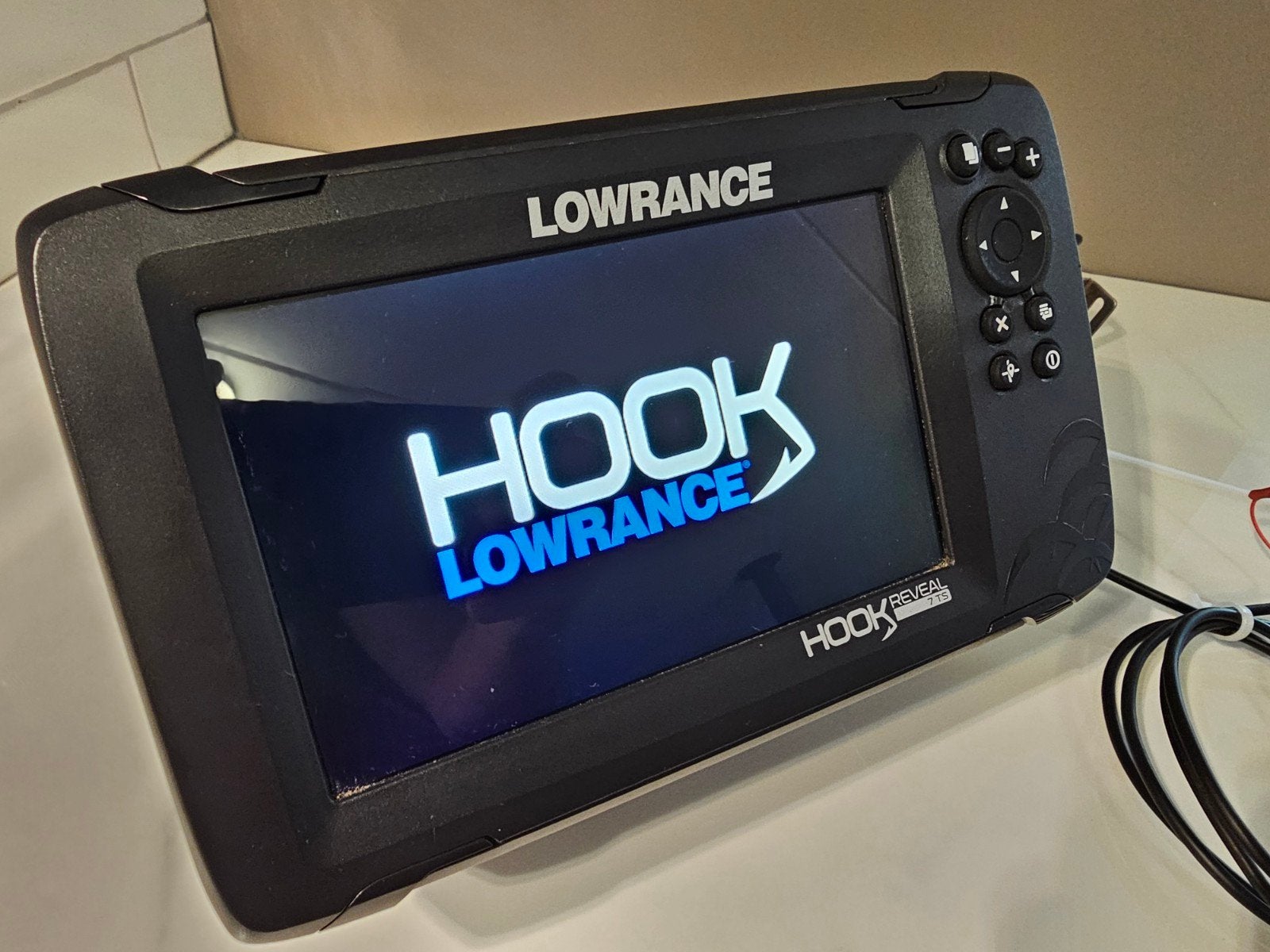 Lowrance Hook Reveal 7 TS Fishfinder met Transducer, Ophalen, Zo goed als nieuw, Overige typen