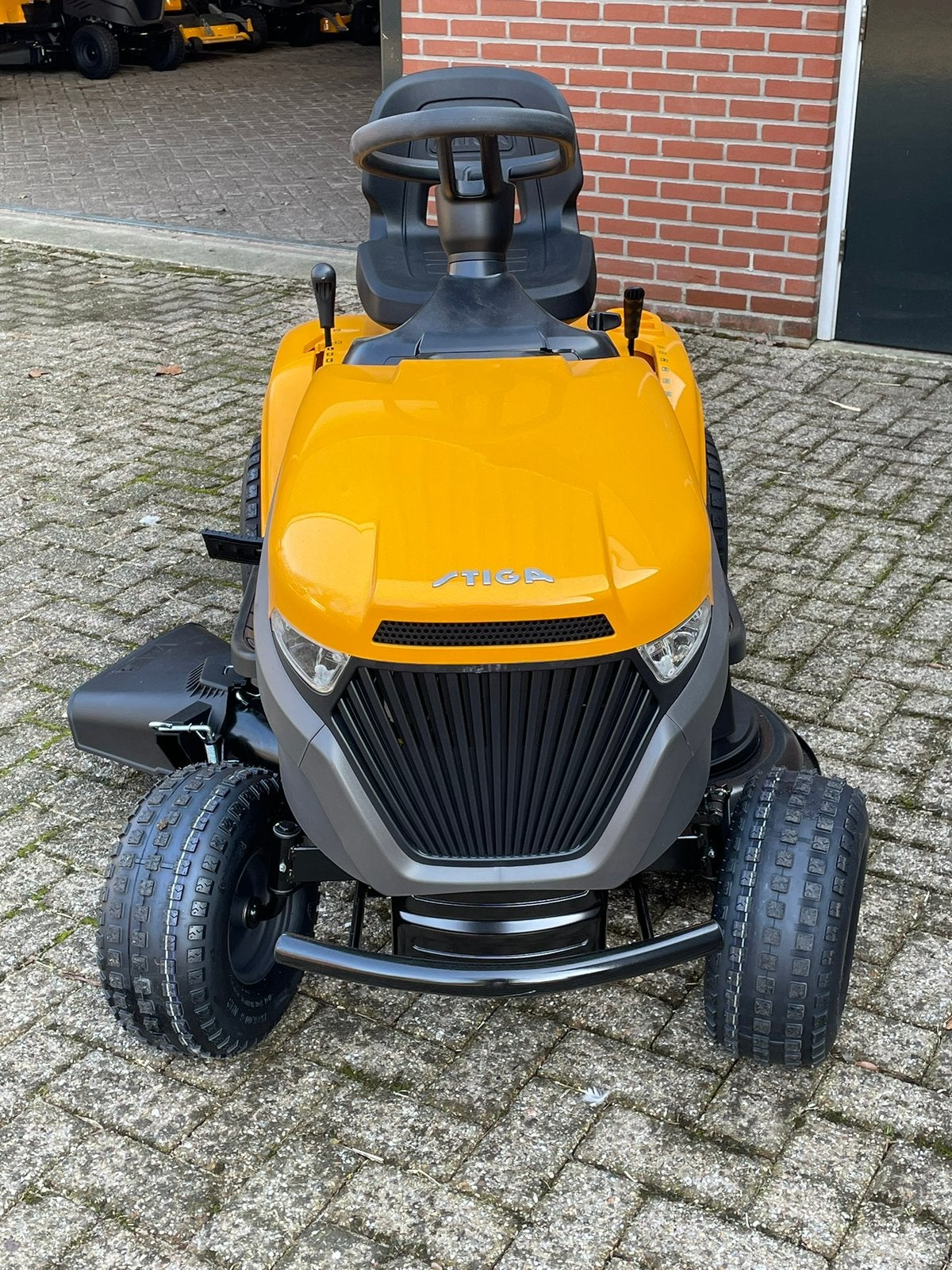 Nieuwe Stiga tornado Zitmaaier scherpe prijs 2 jaar garantie, -, -, Nieuw, Ophalen of Verzenden