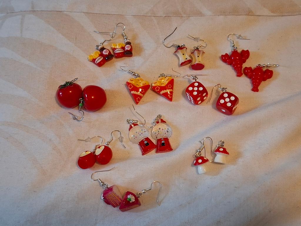 Kleine PARTIJ oorbellen 3,50 euro, Sieraden, Tassen en Uiterlijk, Oorbellen, Zo goed als nieuw, Overige materialen, Overige kleuren