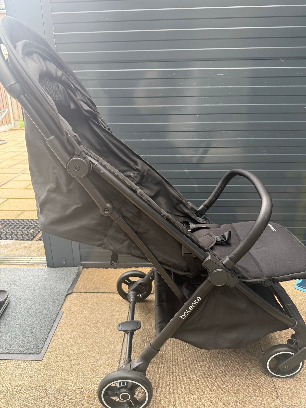 Bolente buggy - Compact en lichtgewicht, Kinderen en Baby's, Buggy's, Ophalen of Verzenden, Nieuw, Overige merken, Verstelbare rugleuning