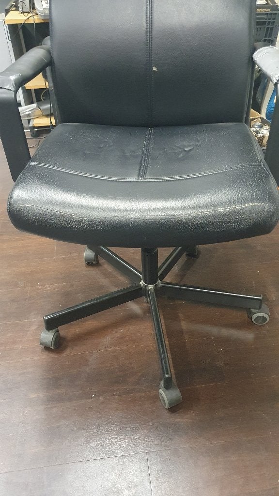 Stevig gebruikte bureau stoel, Ophalen, Gebruikt