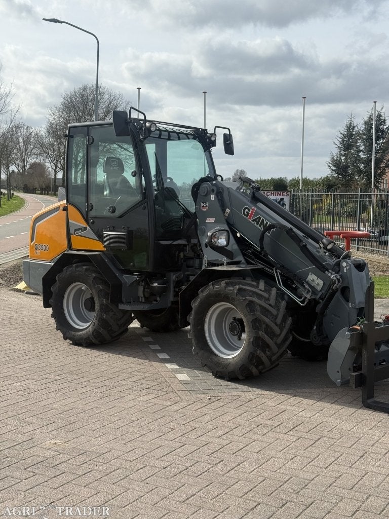 Giant g3500 Hd Tele ( 800 uur ), -, Niet opgegeven, Ophalen of Verzenden, Niet opgegeven