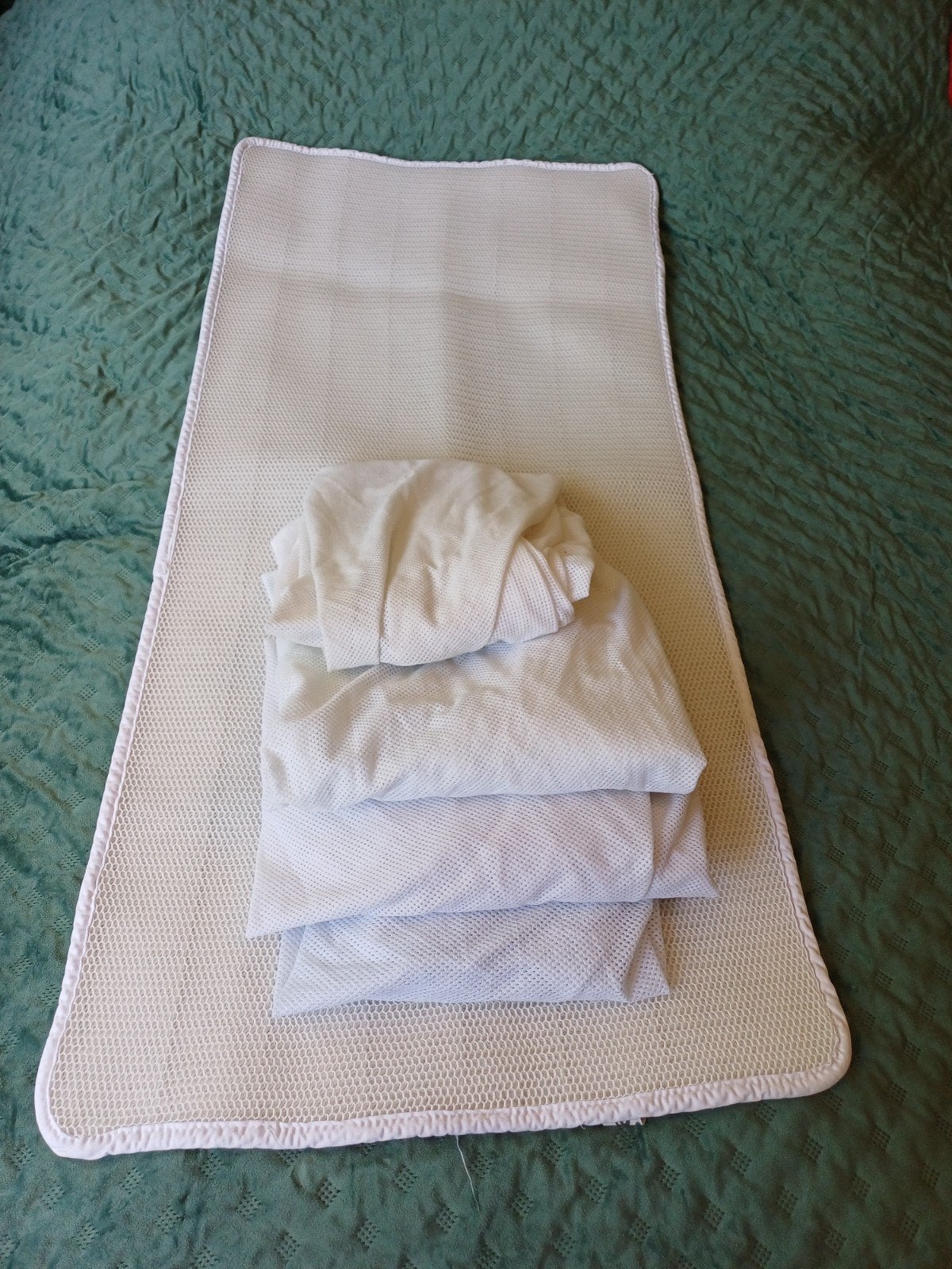 Aerosleep topper met 4 hoeslakens, Kinderen en Baby's, Ophalen of Verzenden, Gebruikt, Ledikant