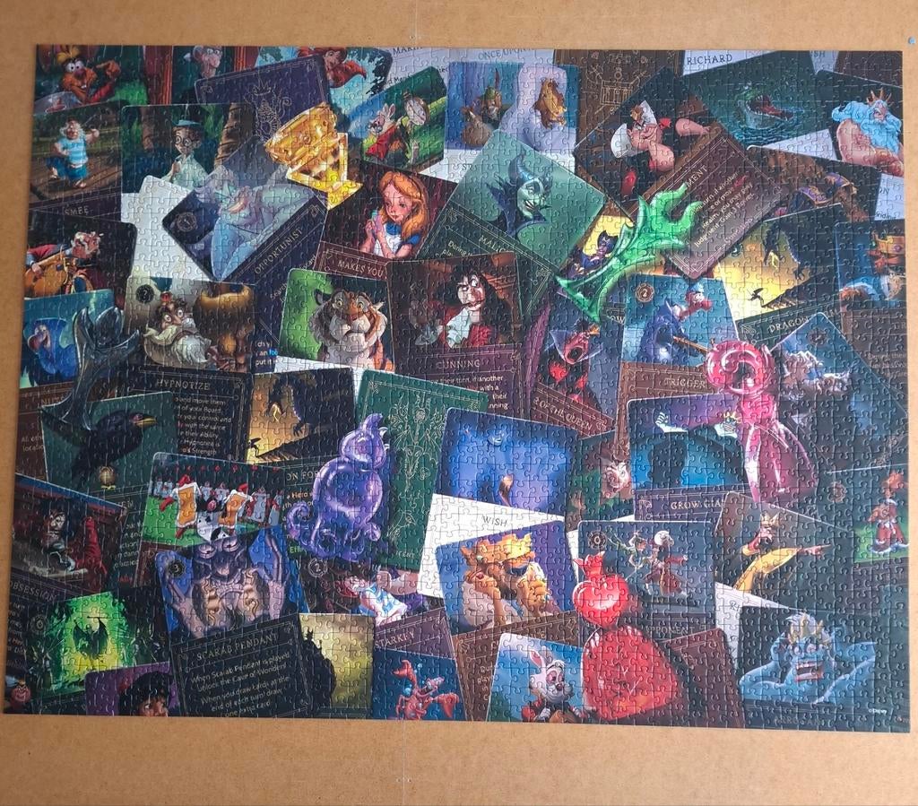 Ravensburger Disney legpuzzel 2000 stukjes., Hobby en Vrije tijd, Denksport en Puzzels, Ophalen of Verzenden