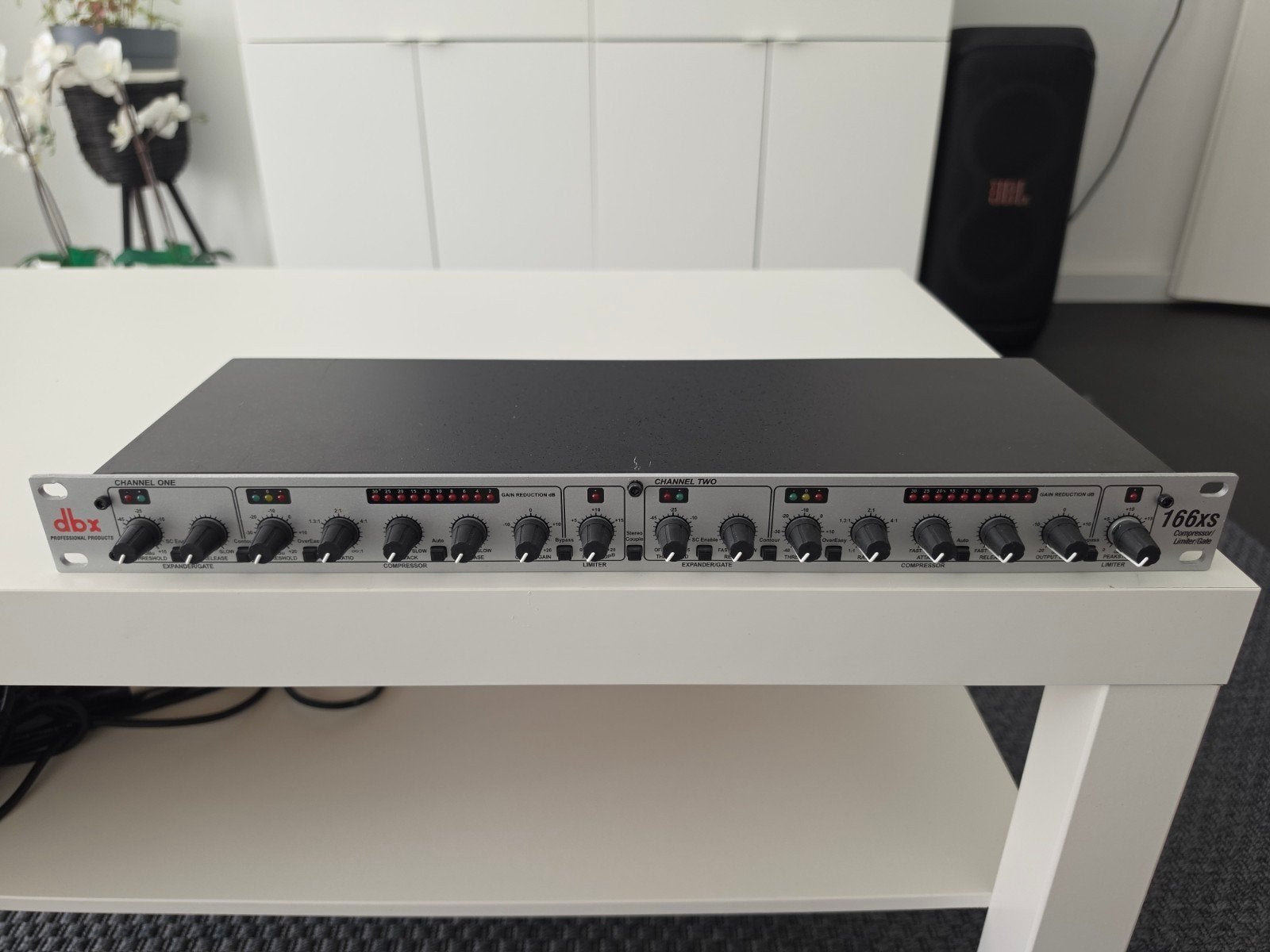 dbx 166xs Dual Compressor / Limiter / Gate - Perfecte Staat, Ophalen, Zo goed als nieuw