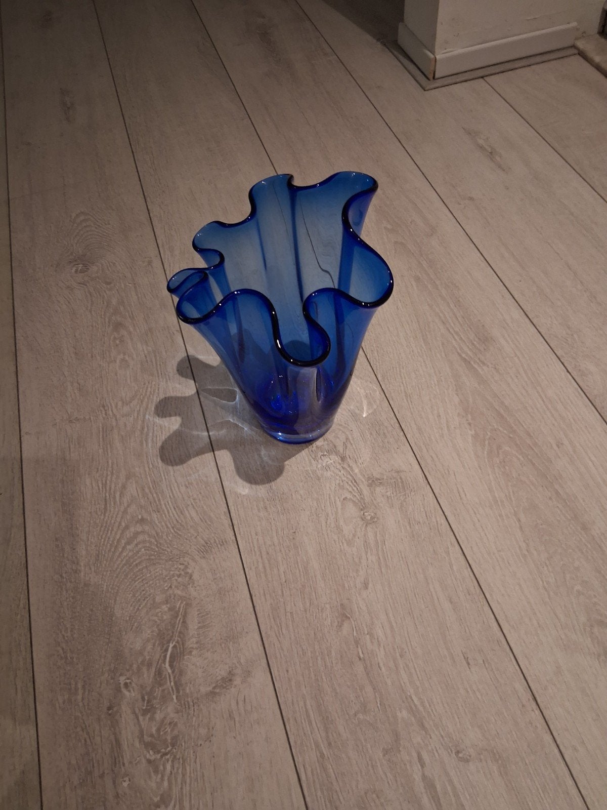 Kobalt blauwe vaas 24 cm, Antiek en Kunst, Antiek | Vazen, Ophalen of Verzenden