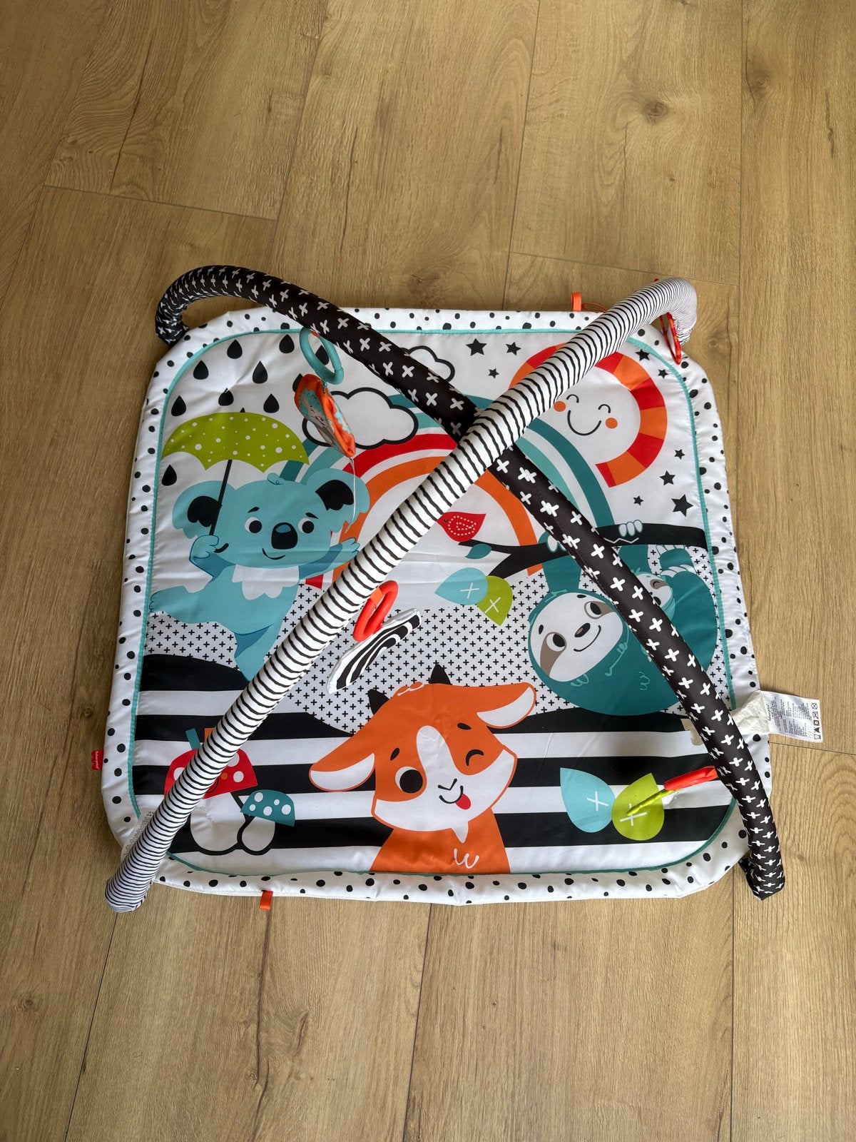 Babygym met bijtspeeltje, spiegeltje, muziek en knisperdoekj, Ophalen, Zo goed als nieuw, Babygym, Met geluid