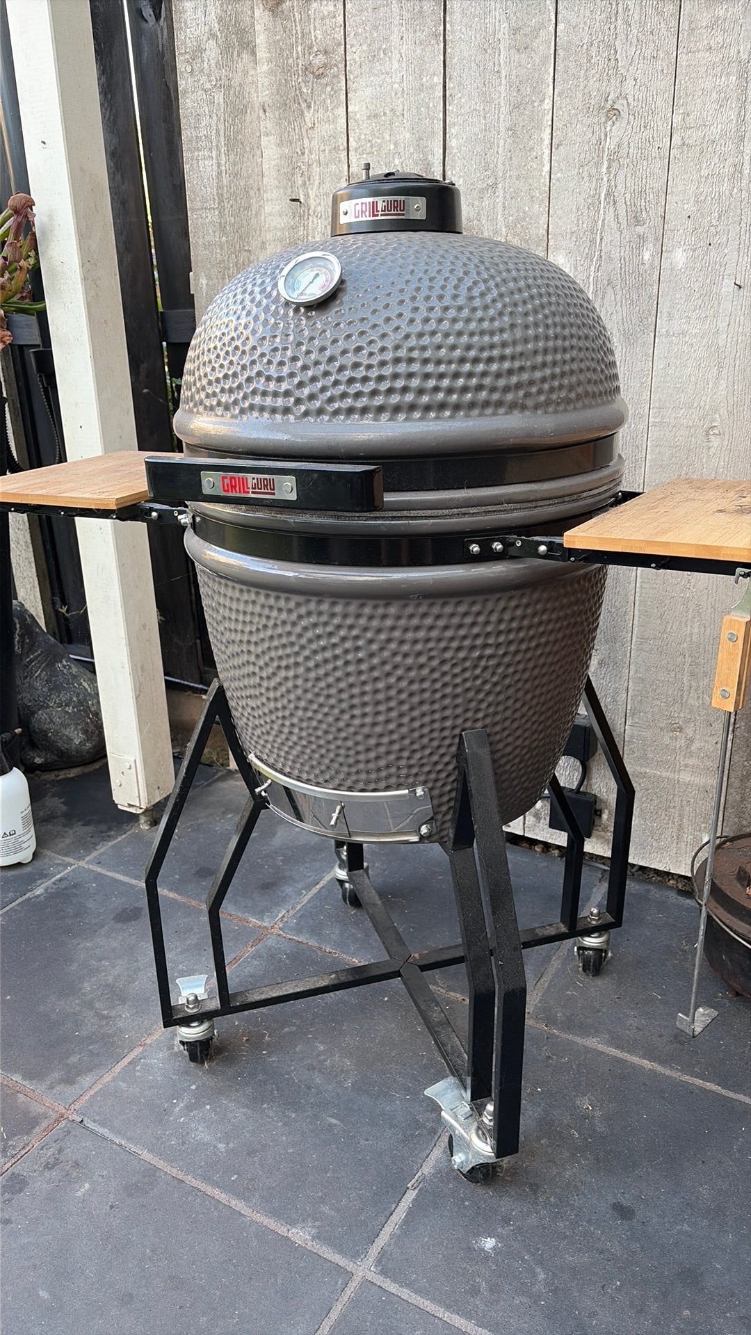 Grill guru kamado Large veel extra’s!, Ophalen, Zo goed als nieuw, Met accessoires