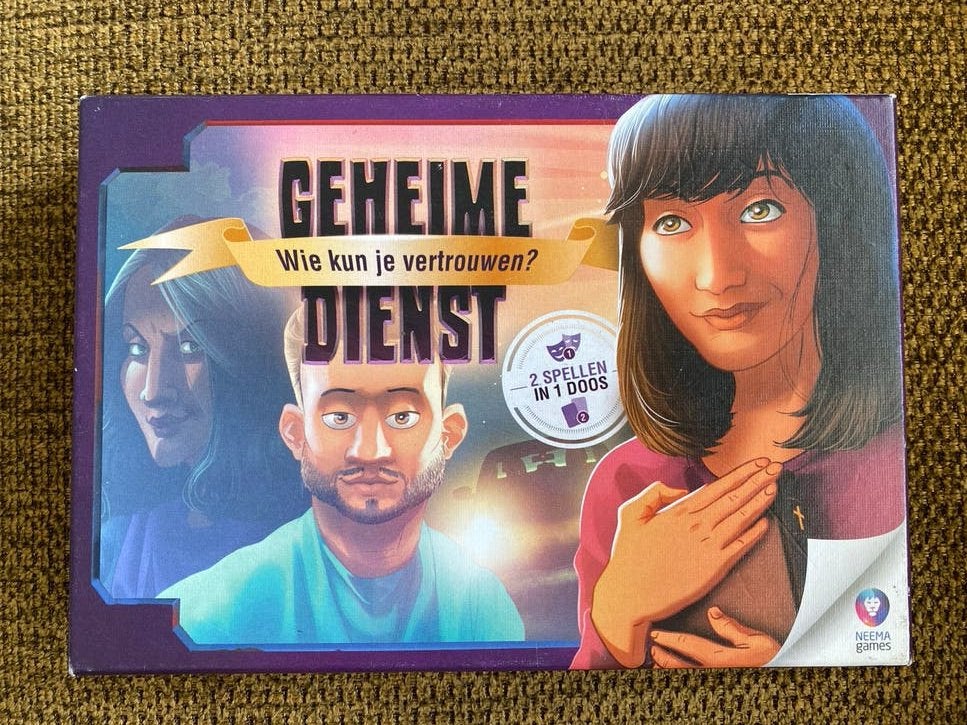 Geheime Dienst - kaartspel (2 spellen in 1 doos), Een of twee spelers, Ophalen of Verzenden, Zo goed als nieuw