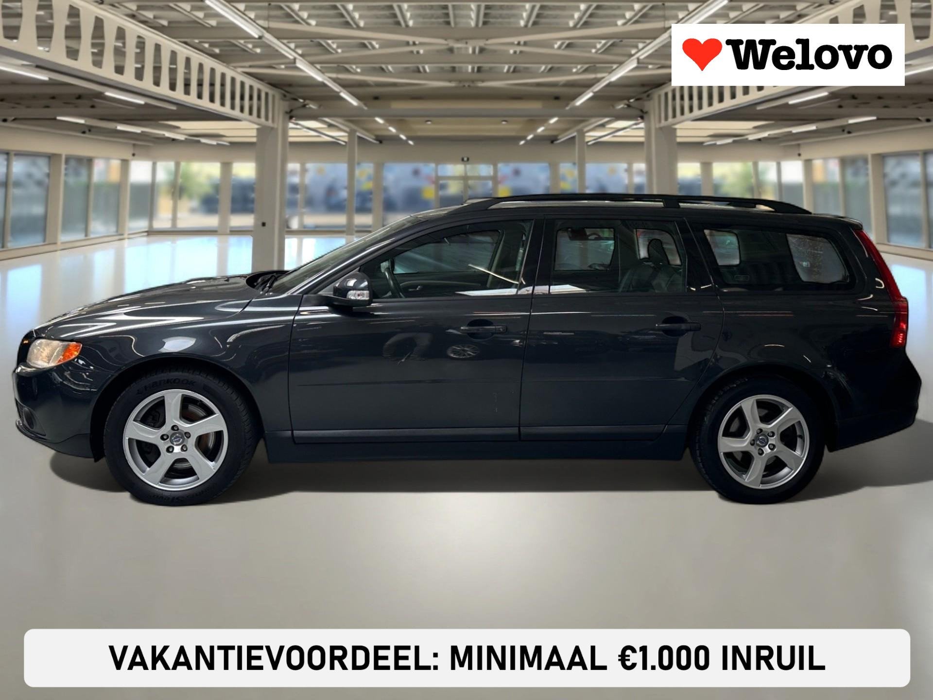 Volvo V70 2.5T Momentum Dealer onderhouden,Leder interieur,H, Auto's, Volvo, 1573 kg, 2521 cc, 93 €/maand, Euro 4