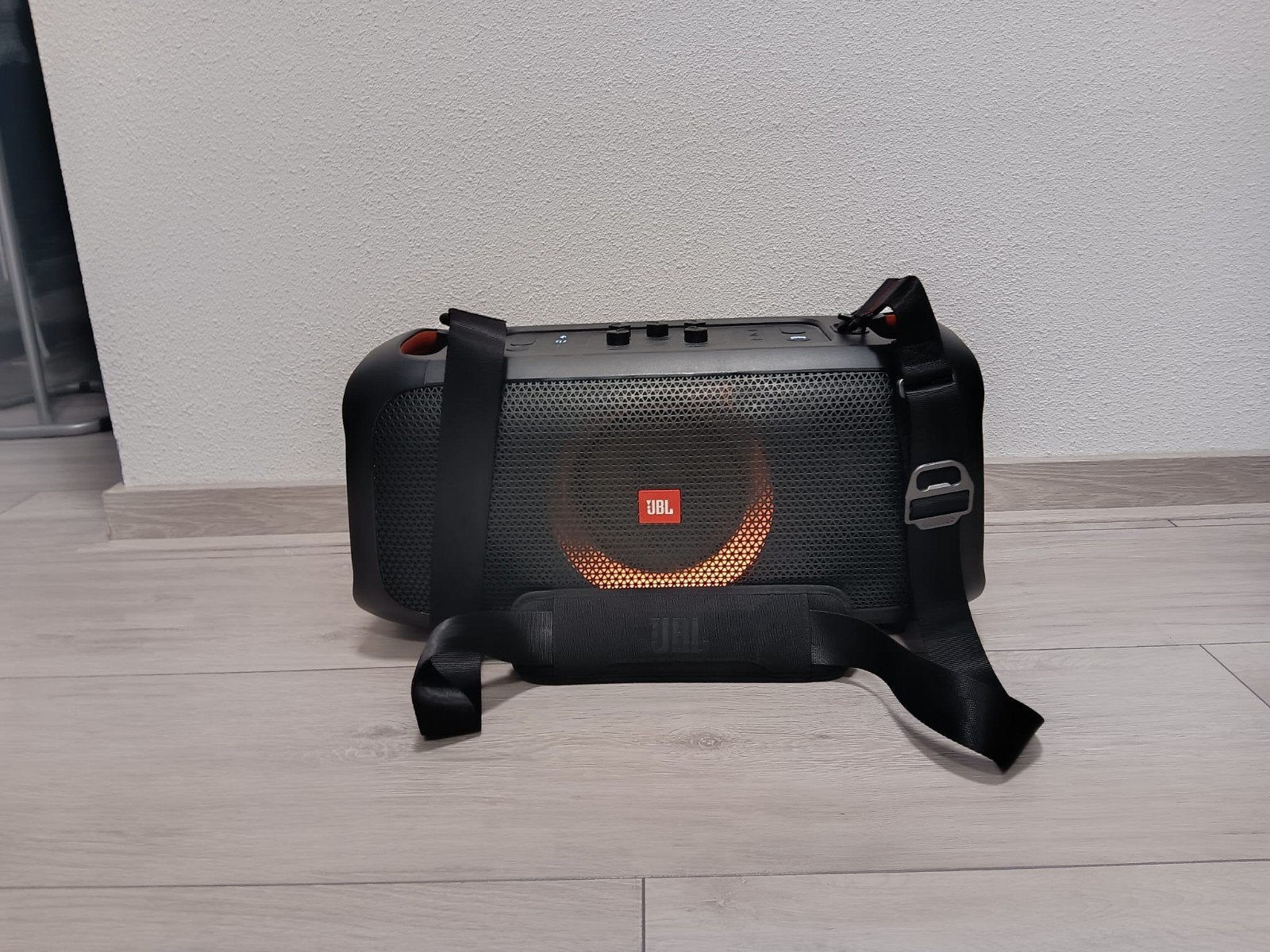 JBL Partybox On-The-Go met microfoon en lichteffecten, Bluetooth, JBL, Party speaker, Zo goed als nieuw