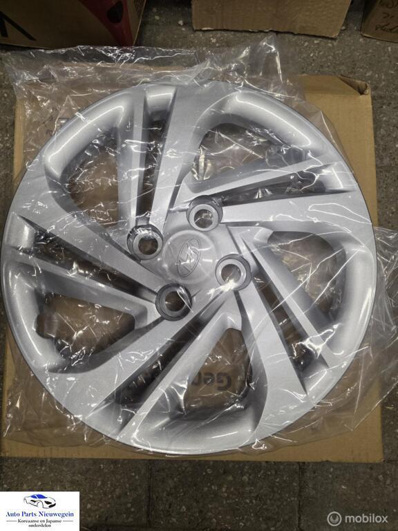 Wieldop origineel Hyundai i10 ('17->) 52970-K7050, Nieuw, Ophalen of Verzenden