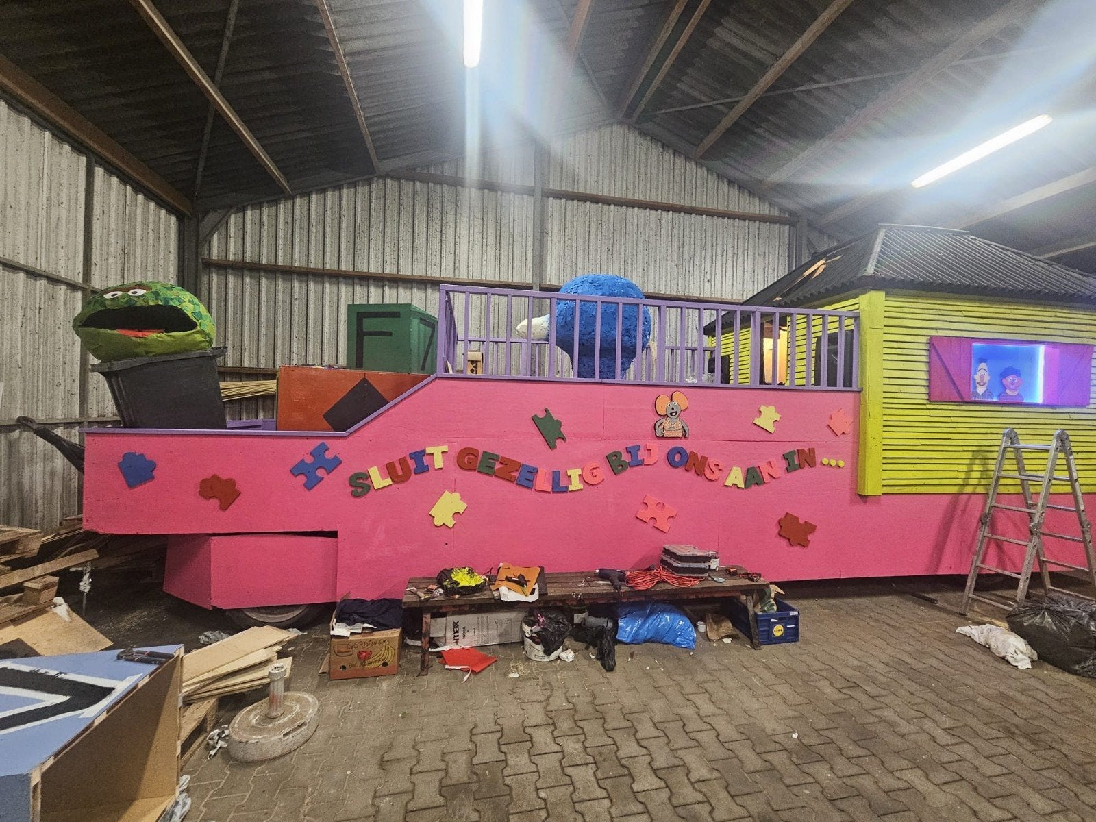 Carnavalswagen / Optochtwagen - 11 meter lang, Ophalen of Verzenden